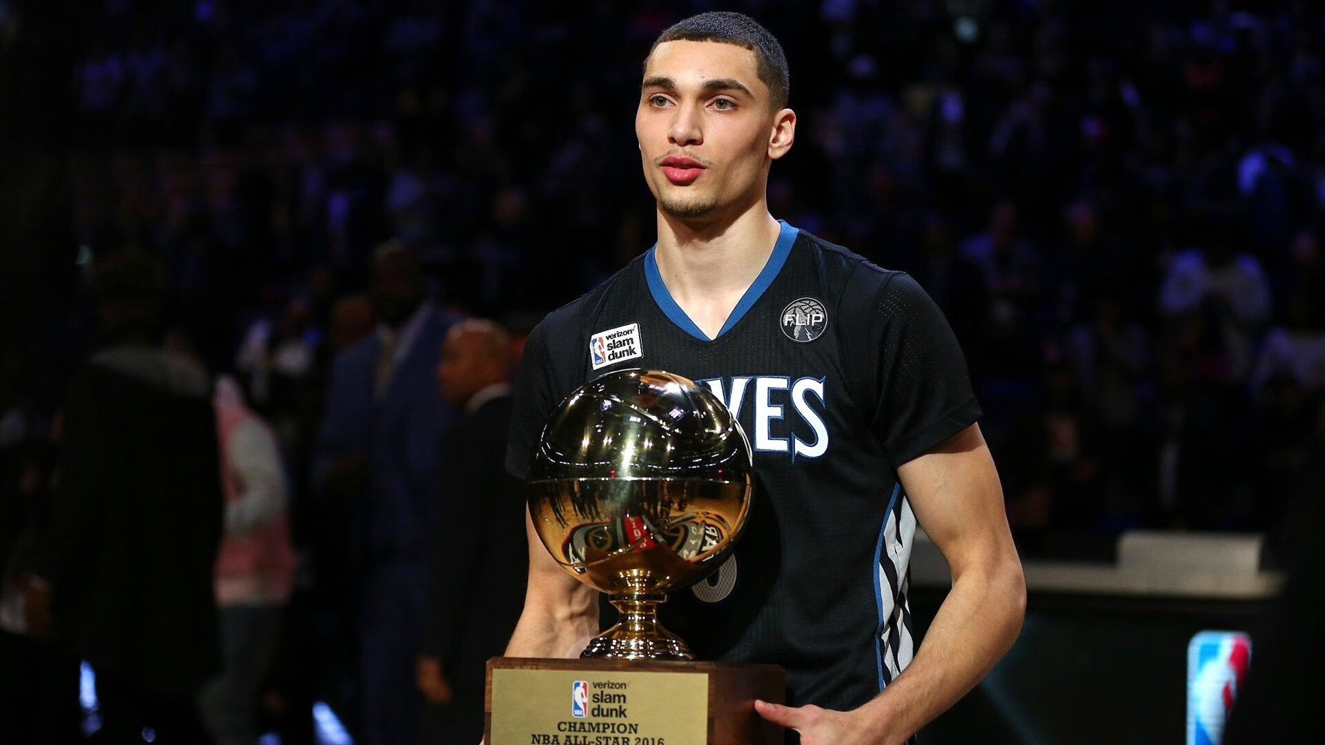 【明星见面会】粉丝与球员的零距离互动,明星见面会现场